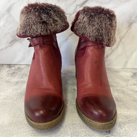 Luvshoe's Canada Red Block Heel Winter Ankle Booties - Picture 2 of 16